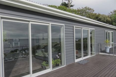 Photo of property in 86 Marine Parade, Bluff, 9814