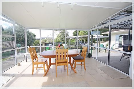 Photo of property in 54 Kawiu Road, Levin, 5510