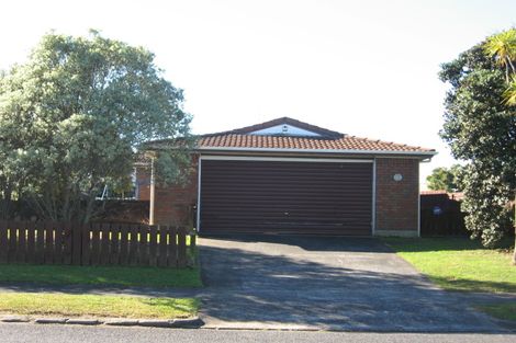 Photo of property in 7 Seaward Place, Wattle Downs, Auckland, 2103