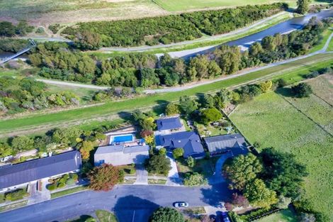 Photo of property in 67 Nimmo Avenue East, Waikanae, 5036