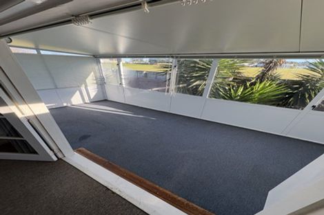 Photo of property in 8 Hart Street, Foxton Beach, Foxton, 4815