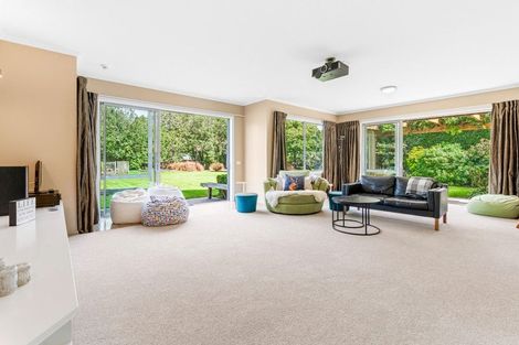 Photo of property in 2 Railway Lane, Outram, 9019