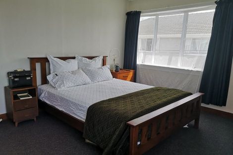 Photo of property in 27 Bulteel Street, New Plymouth, 4310