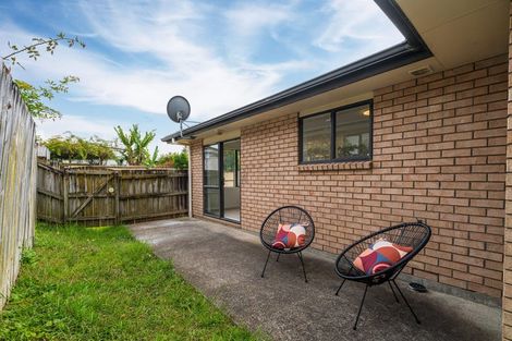 Photo of property in 14 Cade Place, Weymouth, Auckland, 2103
