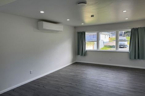 Photo of property in 11 Main Road, Wainuiomata, Lower Hutt, 5014