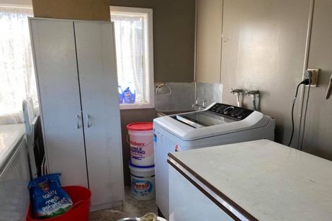 Photo of property in 49 Collingwood Street, Eltham, 4322