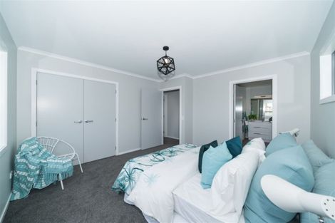 Photo of property in 24 Poplar Grove, Feilding, 4702