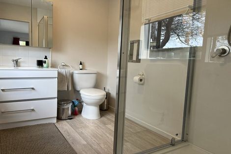 Photo of property in 21 Thornwood Place, Redwood, Christchurch, 8051