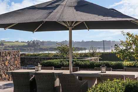 Photo of property in 25 Arana Drive, Karaka, Drury, 2578