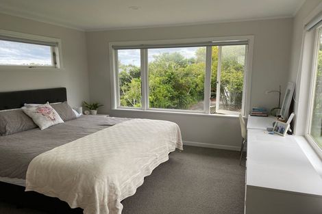 Photo of property in 14 Belmont Terrace, Milford, Auckland, 0620