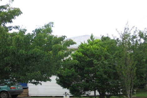 Photo of property in 11 Newcastle Terrace, Mount Albert, Auckland, 1025