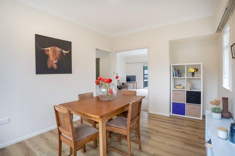 Photo of property in 30 Tawa Terrace, Tawa, Wellington, 5028