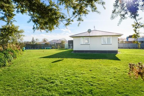 Photo of property in 33 Holland Crescent, Bulls, 4818