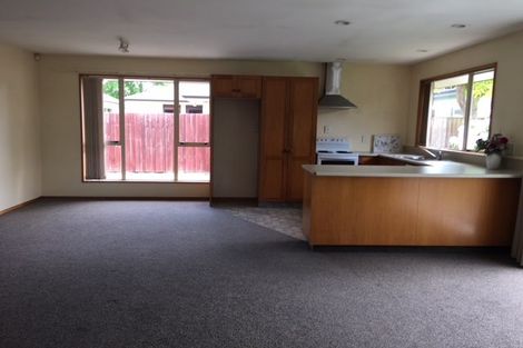 Photo of property in 2/395 Ilam Road, Bryndwr, Christchurch, 8053