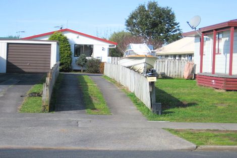 Photo of property in 53 Lloyd Drive, Nawton, Hamilton, 3200