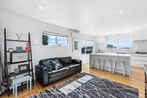 Photo of property in 107 Coronation Road, Hillcrest, Auckland, 0627