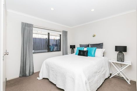 Photo of property in 2 Ruske Place, Grandview Heights, Hamilton, 3200