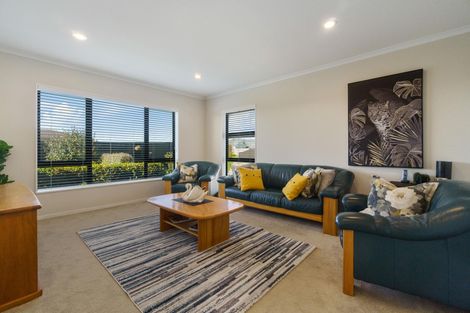 Photo of property in 8 Laylin Place, Pukekohe, 2120