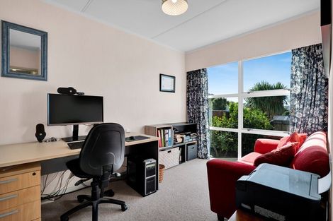 Photo of property in 94a Bayly Road, Blagdon, New Plymouth, 4310