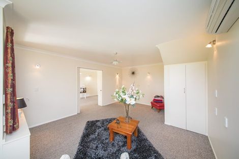 Photo of property in 16 Armagh Terrace, Marton, 4710