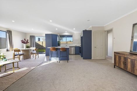 Photo of property in 13 Bishopsworth Way, Huntington, Hamilton, 3210