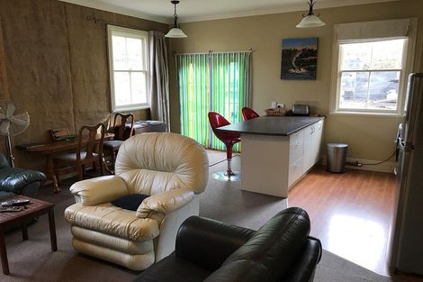 Photo of property in Rowan Cottage, 1674 Saint Bathans Loop Road, Saint Bathans, 9386