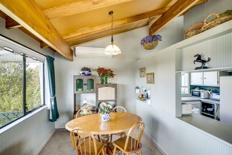 Photo of property in 28a Bowling Road, Greenmeadows, Napier, 4112