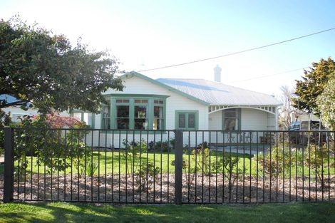 Photo of property in 3 Harris Street, Waimate, 7924