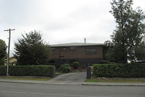 Photo of property in 80 Parsonage Road, Waimate, 7978