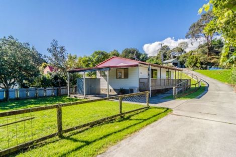 Photo of property in 49 Leinster Avenue, Raumati South, Paraparaumu, 5032