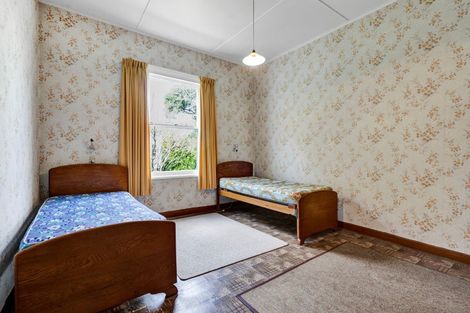 Photo of property in 35 Cracroft Street, Waitara, 4320