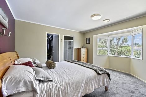 Photo of property in 2 Keywella Drive, Conifer Grove, Takanini, 2112