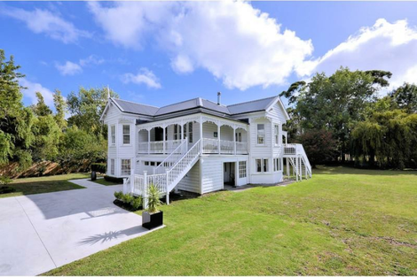 Photo of property in 4 Parkhurst Road, Helensville, 0874
