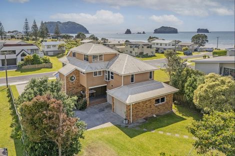 Photo of property in 103 Hinemoa Street, Whangamata, 3620