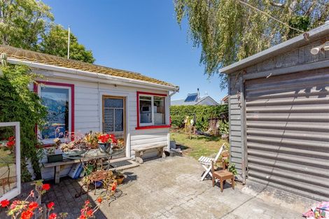 Photo of property in 16 Bass Street, Woolston, Christchurch, 8062