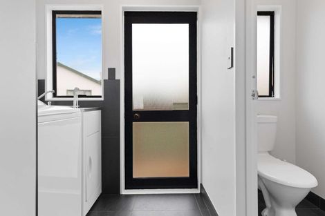 Photo of property in 21 Penney Green, Nawton, Hamilton, 3200