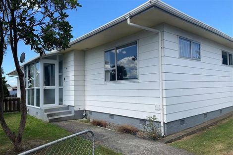 Photo of property in 28 Heather Street, Levin, 5510