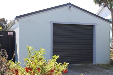 Photo of property in 5 Roebuck Street, Westport, 7825