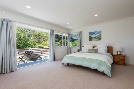 Photo of property in 13 Fenton Terrace, Cockle Bay, Auckland, 2014