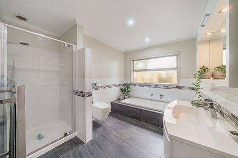 Photo of property in 65 Plateau Road, Te Marua, Upper Hutt, 5018