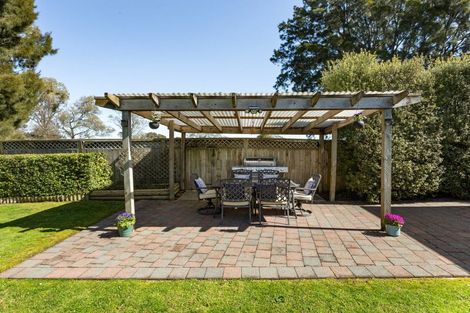 Photo of property in 17 Filmer Place, Melville, Hamilton, 3206