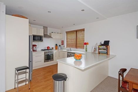 Photo of property in 39 Waimea Road, Waikanae Beach, Waikanae, 5036