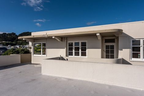 Photo of property in Ionian Flats, 123-125 Brougham Street, Mount Victoria, Wellington, 6011