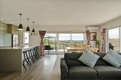 Photo of property in 331 Franklin Road, Paparoa, 0571