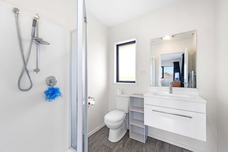 Photo of property in 1 Robalan Close, Halswell, Christchurch, 8025