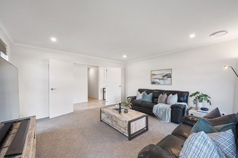 Photo of property in 15 Fisk Road, Pukekohe, 2120