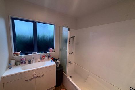 Photo of property in 116e Sandspit Road, Waiuku, 2123