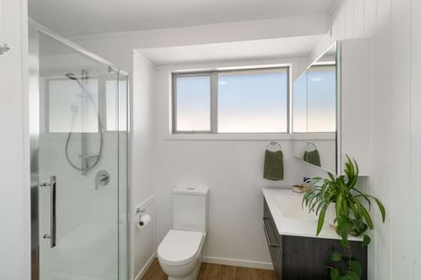 Photo of property in 2/126a Middlepark Road, Sockburn, Christchurch, 8042