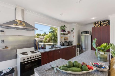 Photo of property in 91 Willerton Avenue, New Lynn, Auckland, 0600