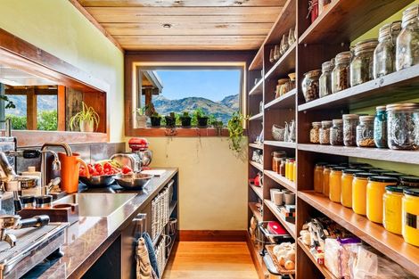 Photo of property in 15 Fort Place, Hawea Flat, Wanaka, 9382